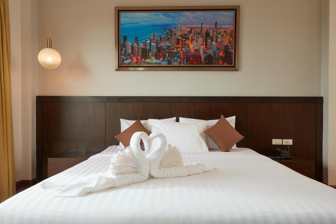 Rhienchai Place Hotel Сурат Тхани Екстериор снимка